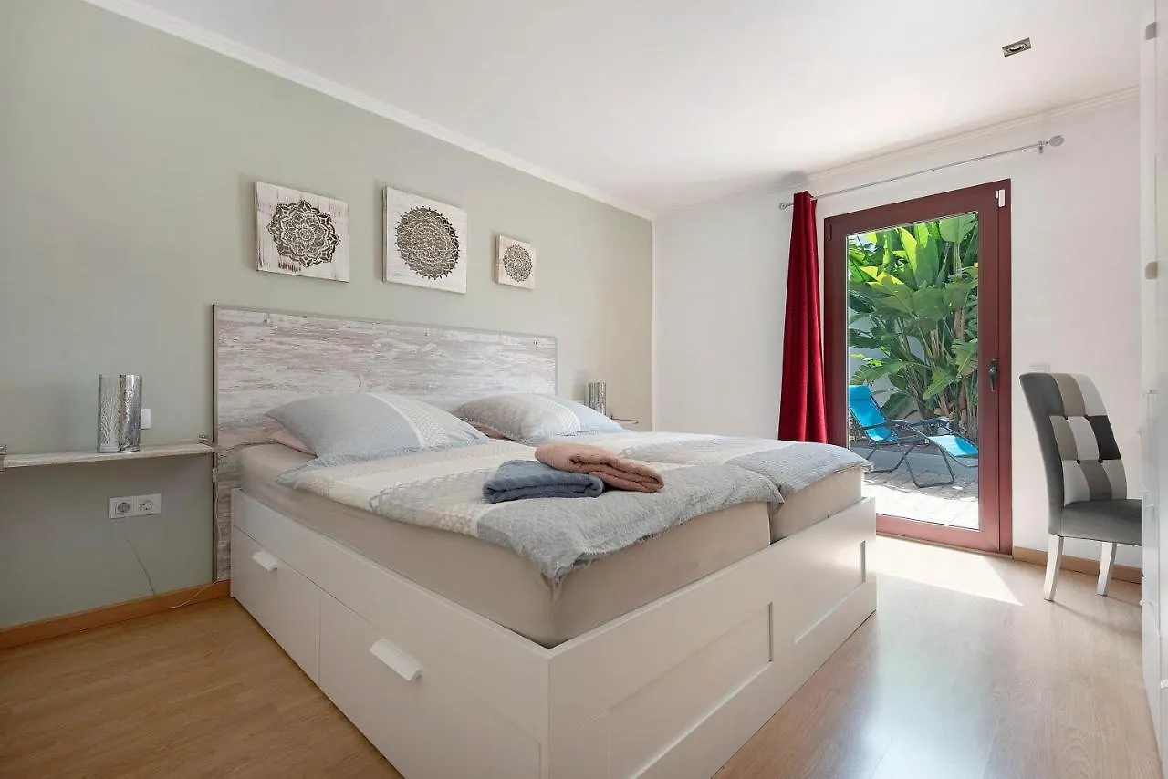 לה אורוטבה Casa Luz De Luna 0*, לה אורוטבה ספרד